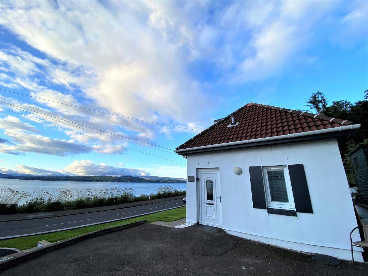 The Wee Cottage By The Ferry โกร็อค ภายนอก รูปภาพ