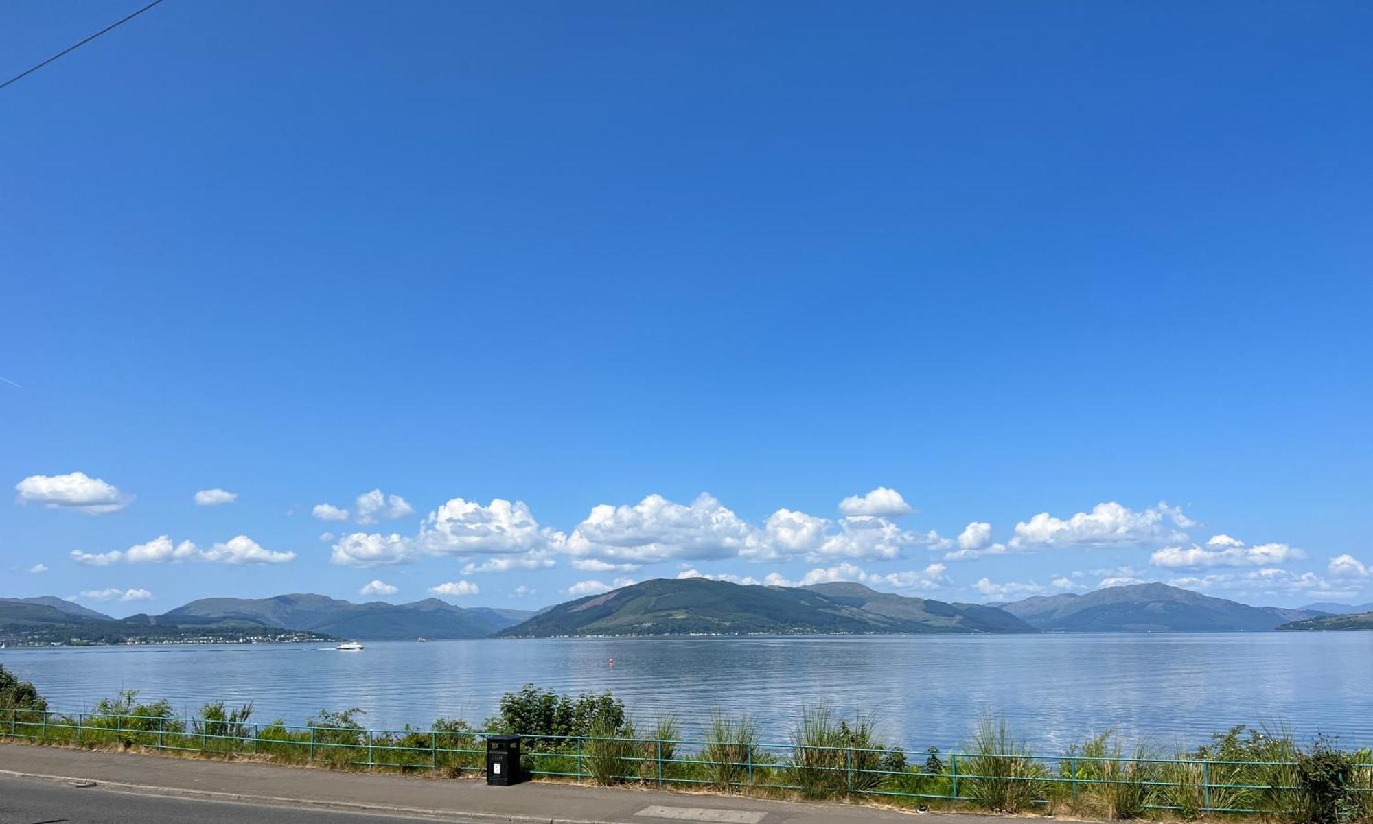 The Wee Cottage By The Ferry โกร็อค ภายนอก รูปภาพ